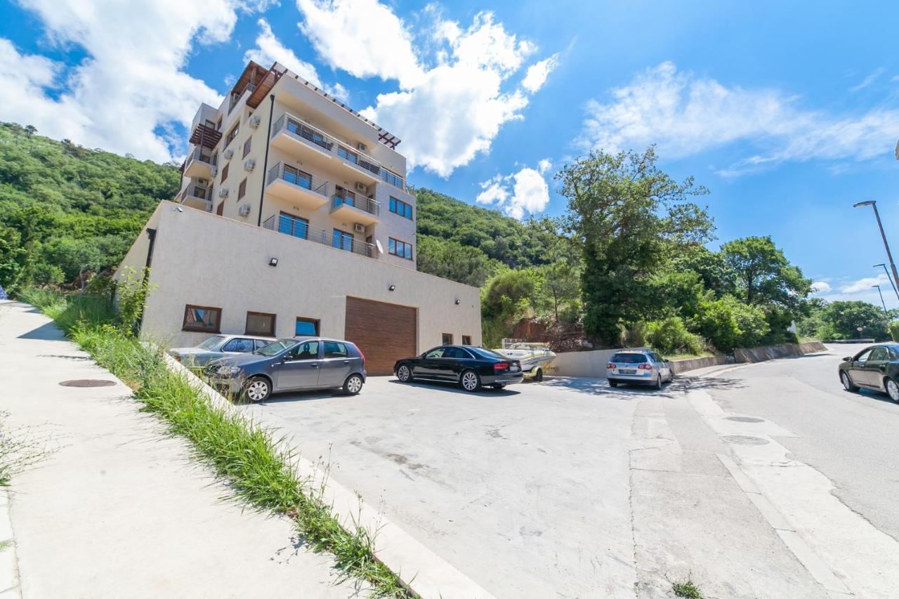 Welcome Apartments Petrovac Exterior photo
